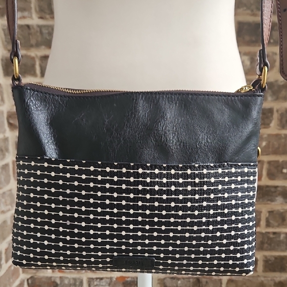 Fossil Stylish Black and Brown Crossbody Bag - Picture 4 of 8